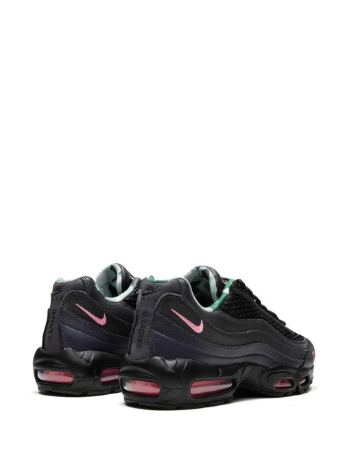 Nike x Corteiz Air Max 95 Pink Beam