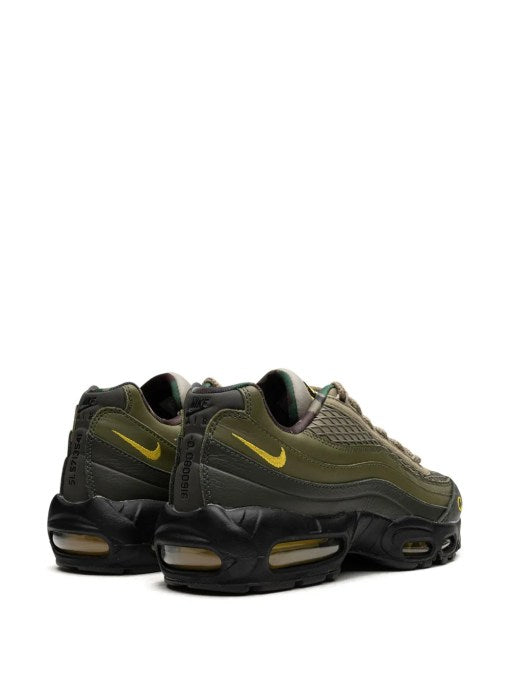 Nike x Corteiz Air Max 95 SP Rules The World