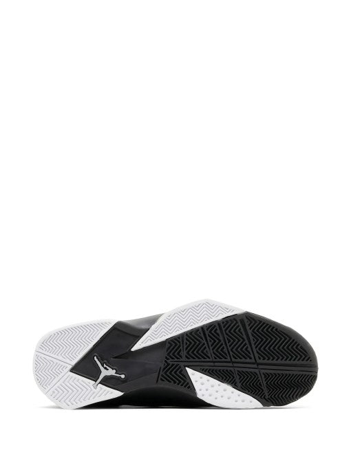 Jordan True Flight Black/Metallic Gold/Wolf Grey/White